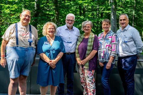 von links: Christian Specht, Ivonne Kanter, Ludger Gröting, Simone Dreblow, Elke Breitenbach, Adem Seyfi (Foto: Dennis Lenz) von links: Christian Specht, Ivonne Kanter, Ludger Gröting, Simone Dreblow, Elke Breitenbach, Adem Seyfi (Foto: Dennis Lenz)